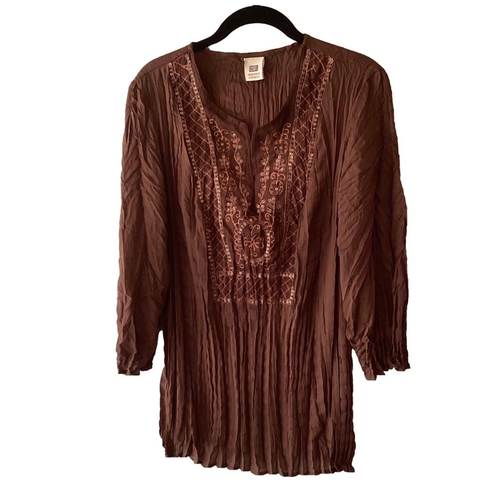 Faded Glory Y2K Brown Blouse with Embellished V-Neck and 3/4 Sleeves